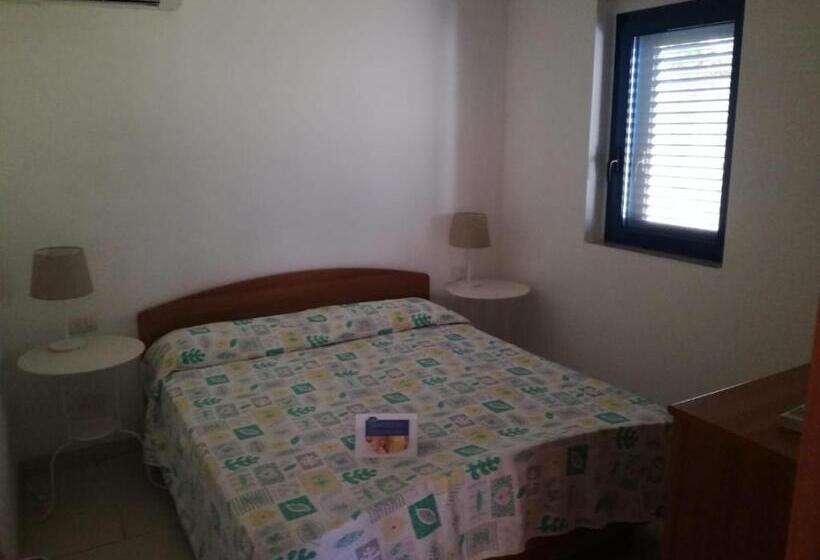 Apartamento 2 Dormitórios, Villaggio Sant'andrea