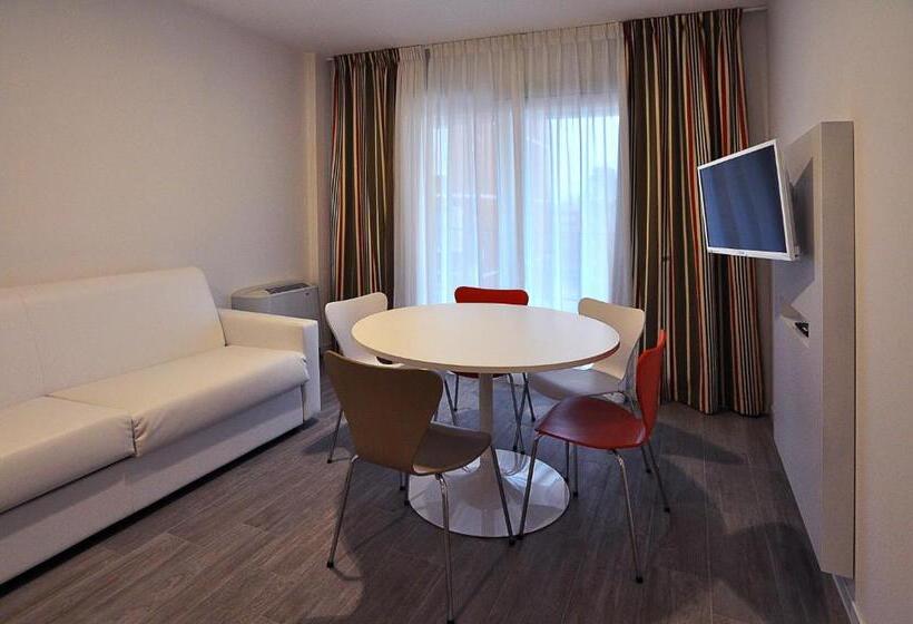 آپارتمان 3 خوابه, Bb Hotels Aparthotel Arcimboldi