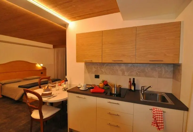 バルコニー付き１ベッドルームアパートメント, Albergo Alpino