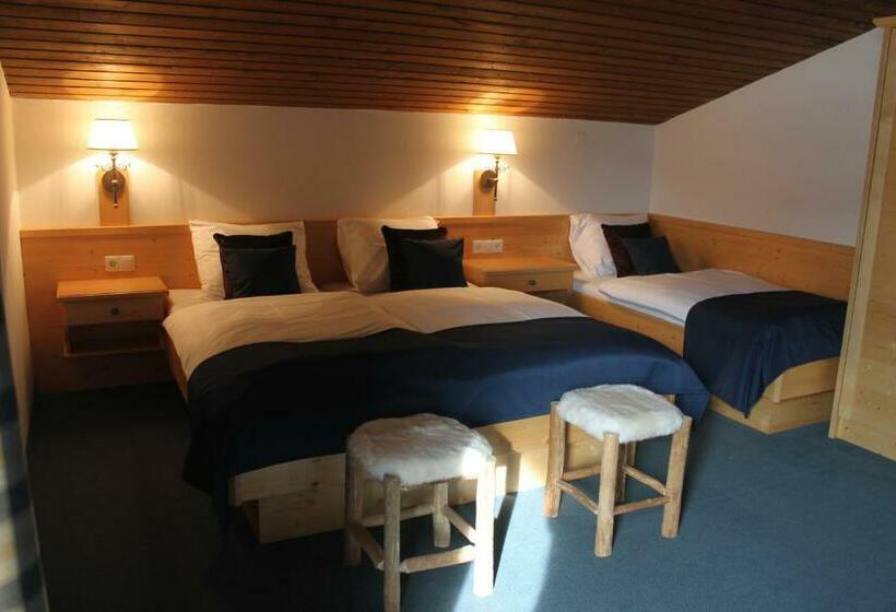 バルコニー付きスタンダードトリプルルーム, Alpenzeit