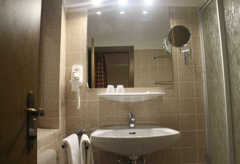 ファミリールーム, Alpenzeit