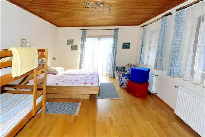 Apartament 2 Dormitoare, Surtmannhof