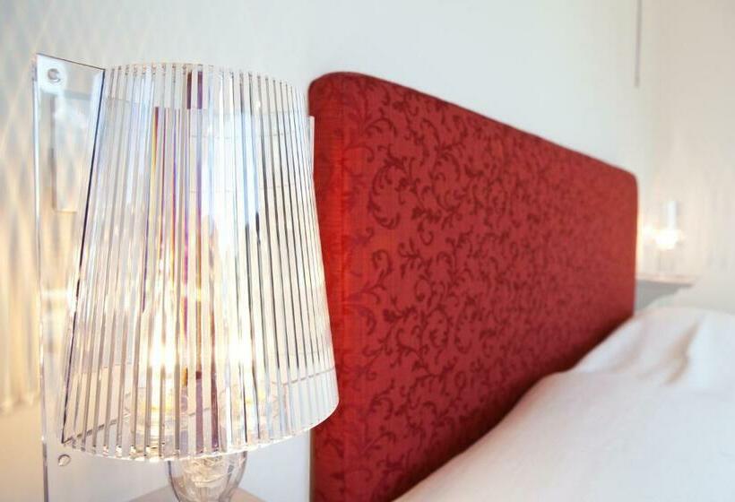 スタンダードスタジオ, Residence Lenno