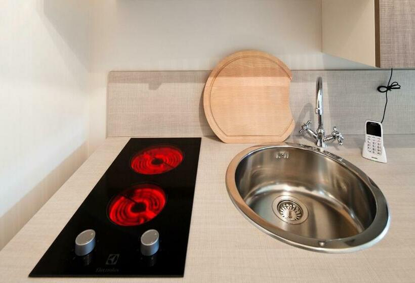 スタンダードスタジオ, Residence Lenno