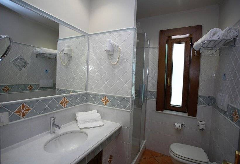 חדר סטנדרט לארבעה, Airone Wellness