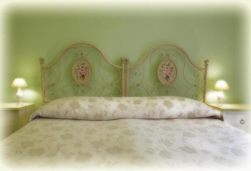 اتاق استاندارد سه تخته با بالکن, Al Duomo Inn