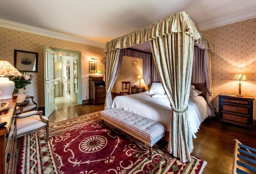 غرفة برستيج, Château De La Tour Du Puits