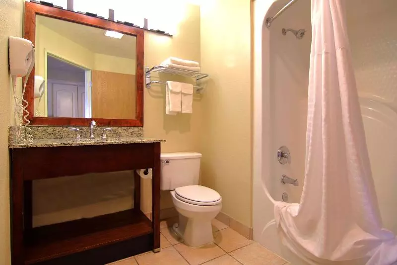 キングサイズベッドのスタンダードルーム, Comfort Inn Richfield I70