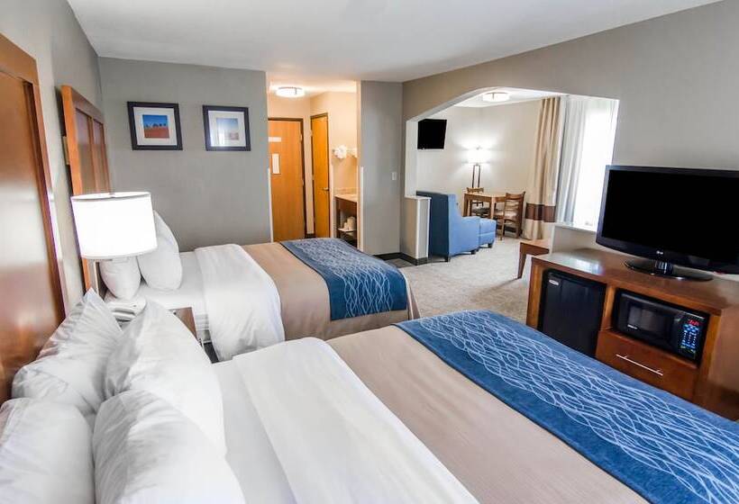 جناح, Comfort Inn & Suites