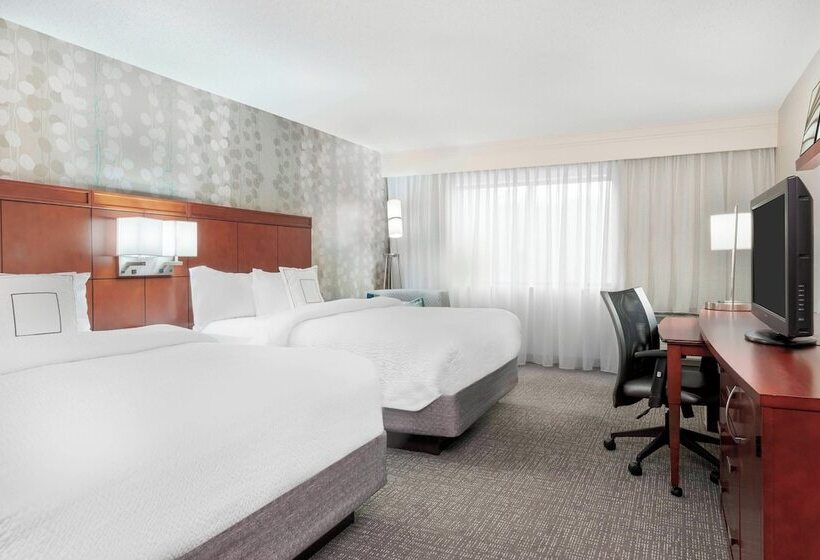 غرفه قياسيه سريرين مزدوجين, Courtyard Asheville