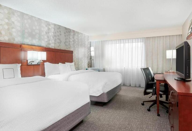 غرفه قياسيه سريرين مزدوجين, Courtyard Asheville