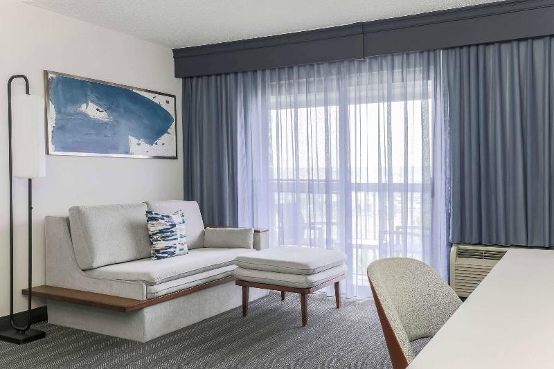 스탠다드 룸 킹사이즈 침대, Courtyard By Marriott Denver Golden/red Rocks
