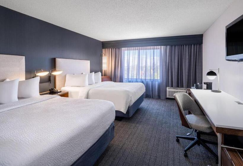 带2个双人床的标准工作室, Courtyard By Marriott Colorado Springs South