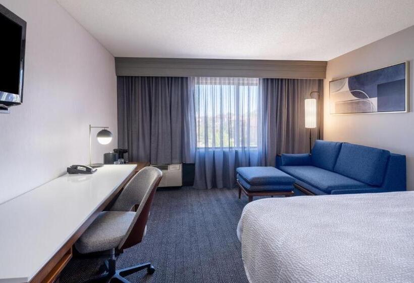 带大床的标准间, Courtyard By Marriott Colorado Springs South