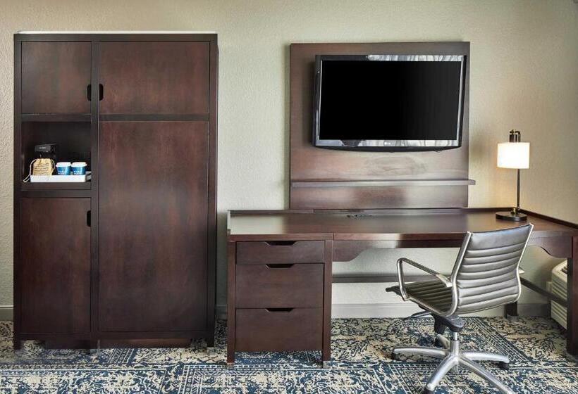 キングサイズベッドのスタンダードルーム, Four Points By Sheraton Tallahassee Downtown