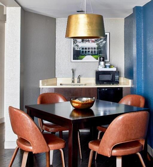 キングサイズベッドのジュニアスイート, Four Points By Sheraton Tallahassee Downtown