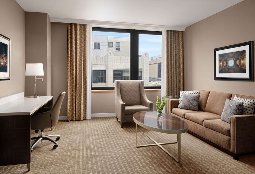 Pokój Deluxe, Hilton Indianapolis Hotel & Suites