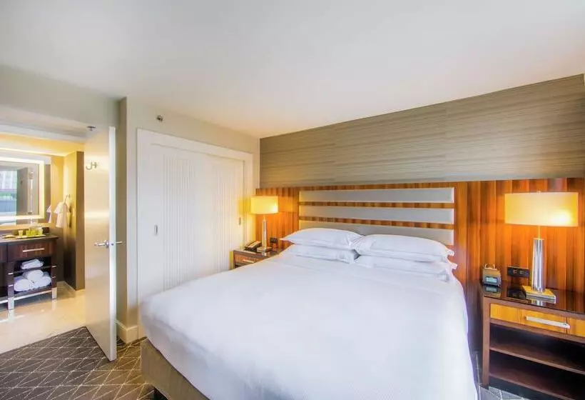 سوییت اجرایی, Hilton Nashville Downtown
