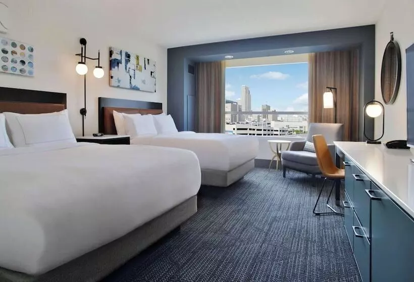 اتاق لوکس, Hilton Omaha