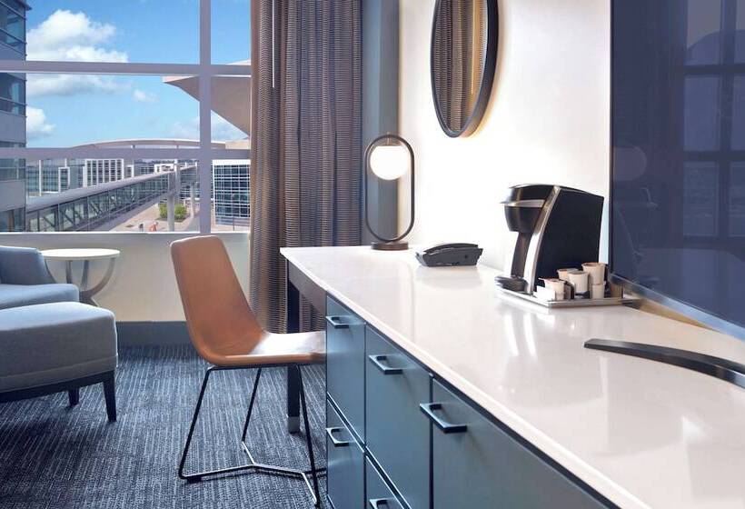 Номер Премиум, Hilton Omaha