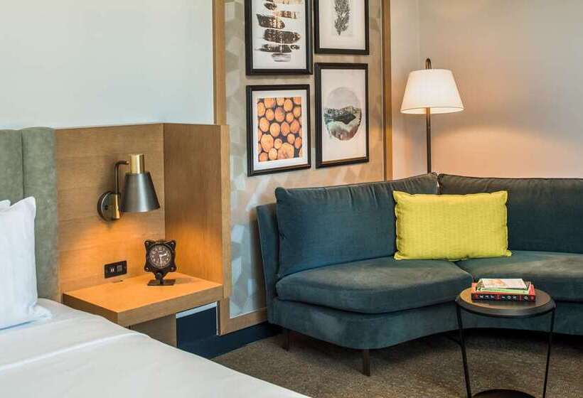 Номер Премиум, Hilton Omaha
