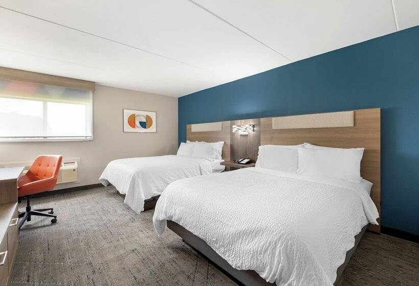 غرفه قياسيه سريرين مزدوجين, Holiday Inn Express Greencastle, An Ihg