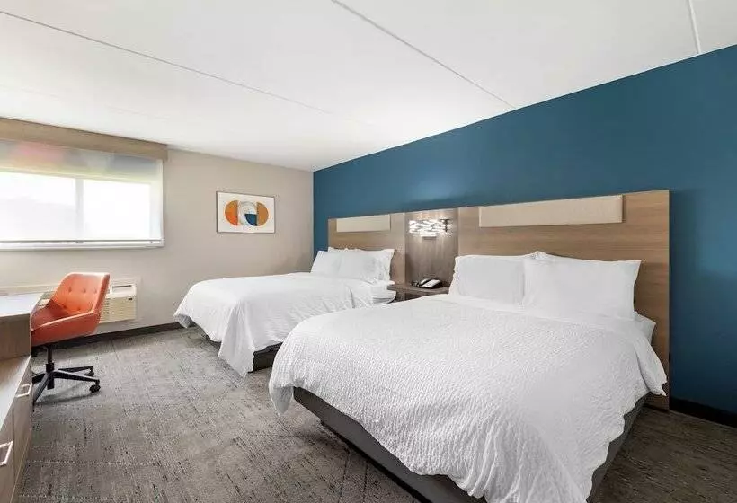 ２ダブルベッドのスタンダードルーム, Holiday Inn Express Greencastle, An Ihg