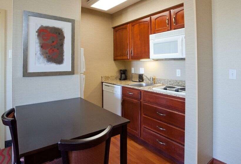 Люкс Адаптированный для Инвалидов, Homewood Suites By Hilton Sioux Falls