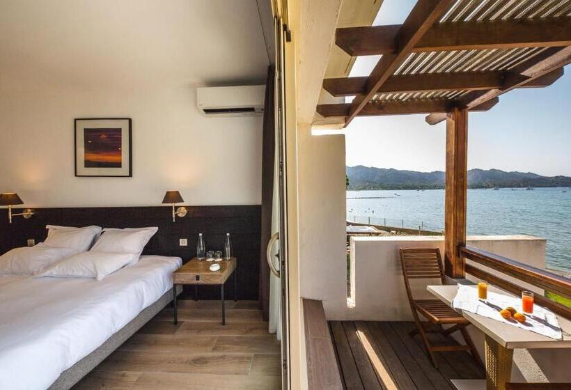 سوییت با چشمانداز دریا, Hôtel La Roya