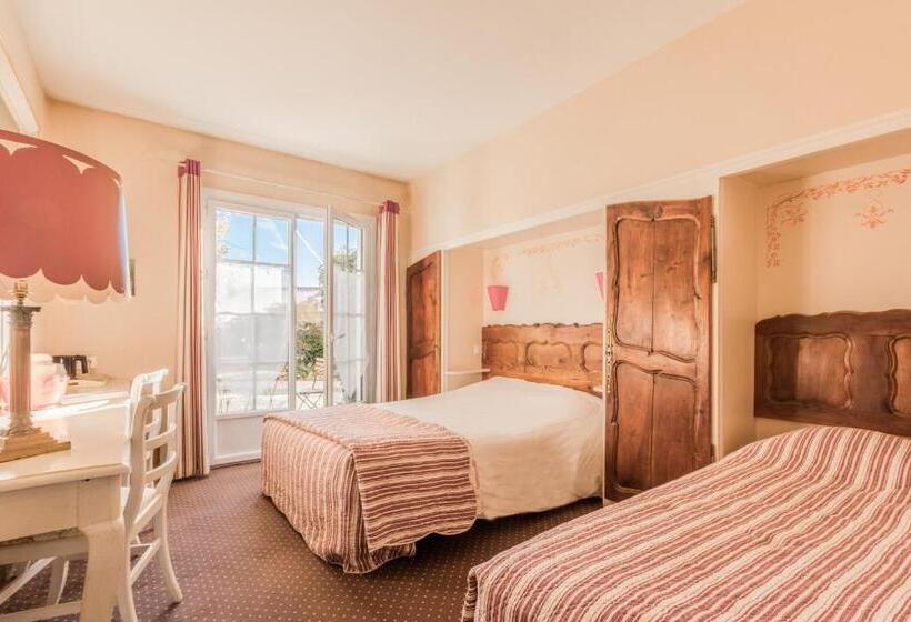 غرفة كومفورت ثلاثية, Le Manoir De L Antiquite