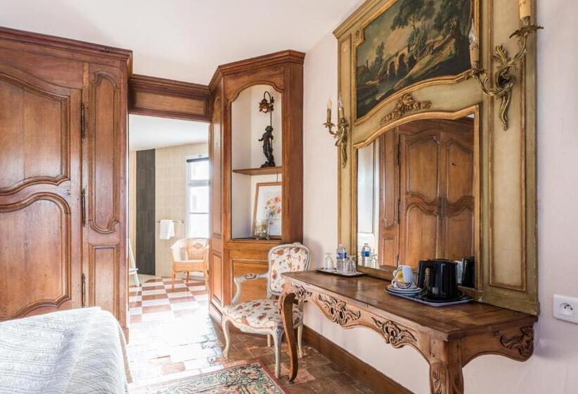 غرفة بريميوم, Le Manoir De L Antiquite