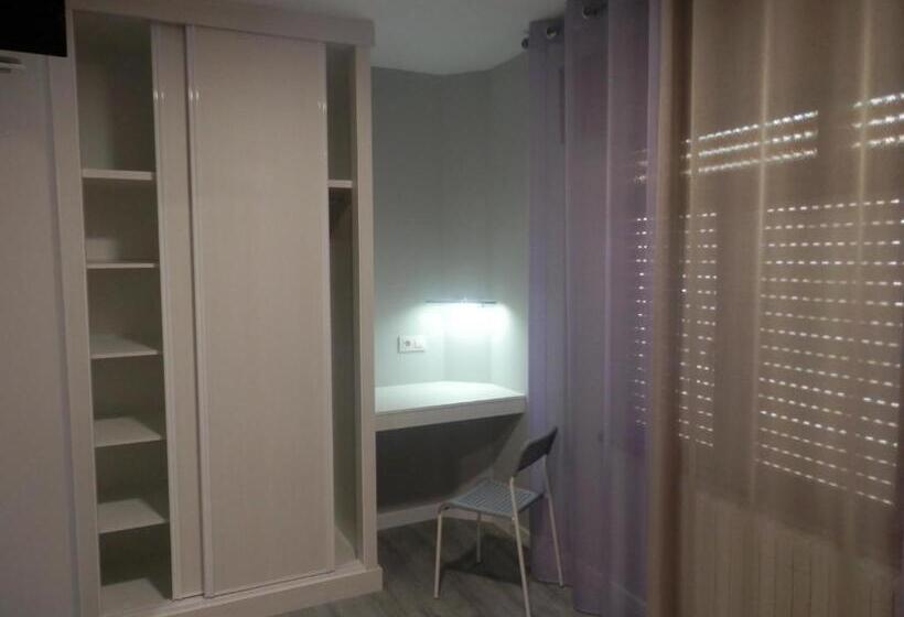 スタンダードルーム, Pensión Plaza