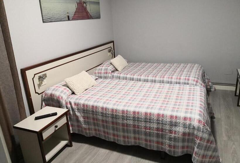 エコノミールーム, Pensión Plaza