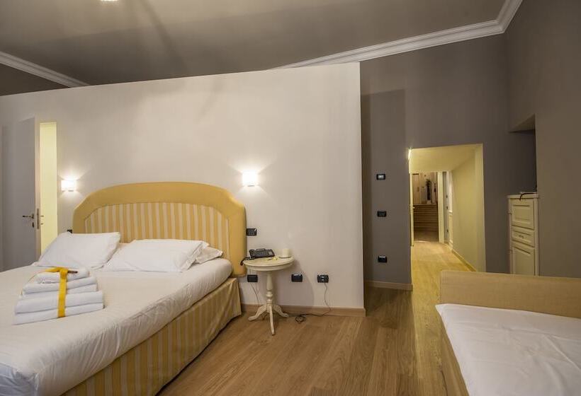 اتاق سوپریور, A Palazzo Busdraghi Residenza D'epoca