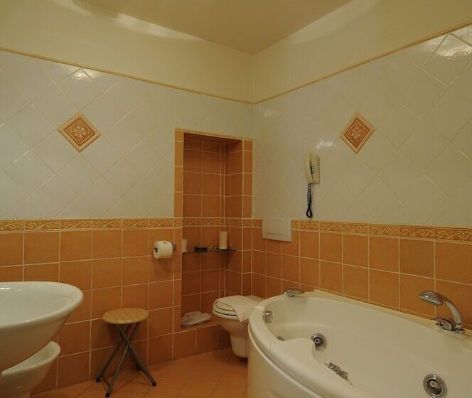 اتاق لوکس, A Palazzo Busdraghi Residenza D'epoca