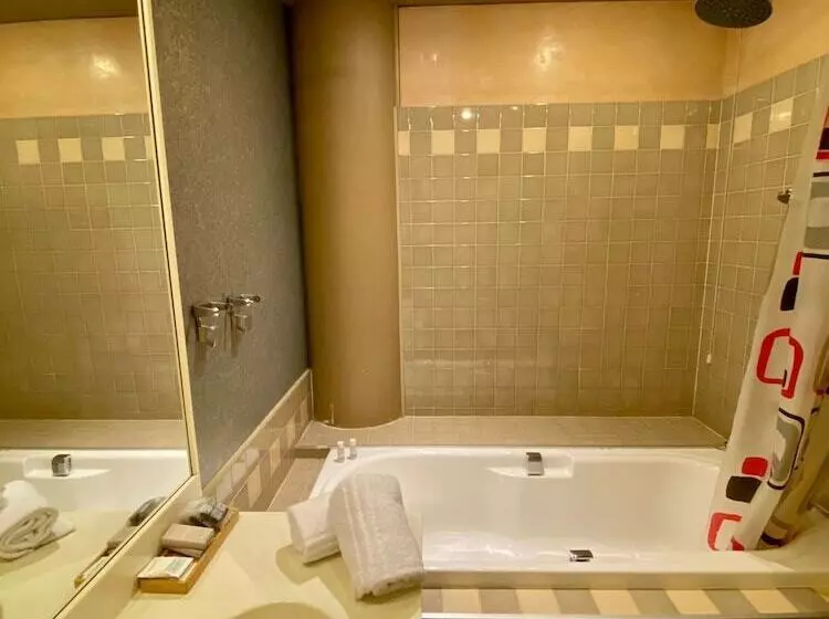 Standard-huone, Casagrande
