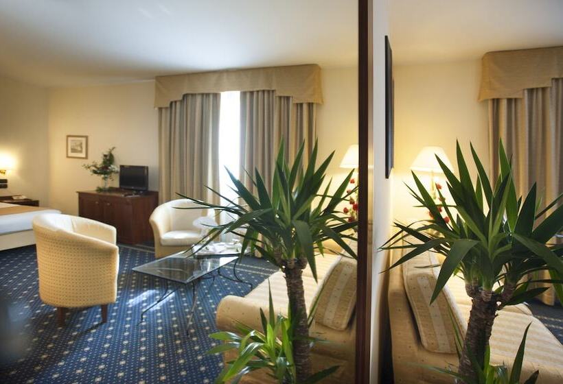 标准三人间, Phi Hotel Cavalieri