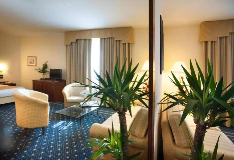 Camera Standard Letto King, Phi Hotel Cavalieri