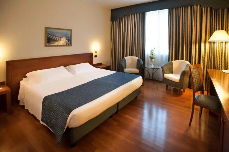 Camera Tripla Standard, Phi Hotel Cavalieri