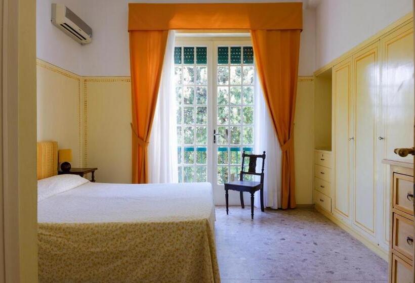 스탠다드 룸, Club I Pini Residenza D Epoca In Versilia