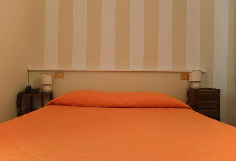 스탠다드 싱글 룸, Club I Pini Residenza D Epoca In Versilia