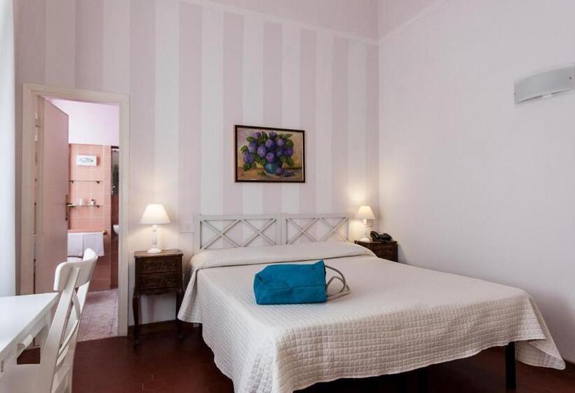 스탠다드 싱글 룸, Club I Pini Residenza D Epoca In Versilia