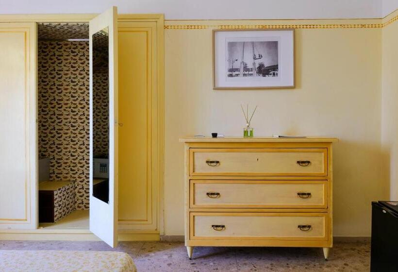 스탠다드 룸, Club I Pini Residenza D Epoca In Versilia