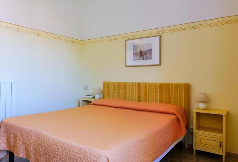 اتاق استاندارد, Club I Pini   Residenza D Epoca In Versilia