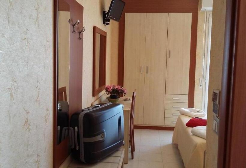 스탠다드 발코니 룸, Condor