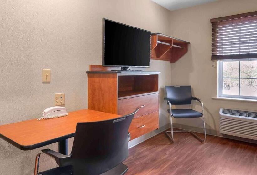 اتاق استاندارد, Extended Stay America Select Suites  Wichita  South