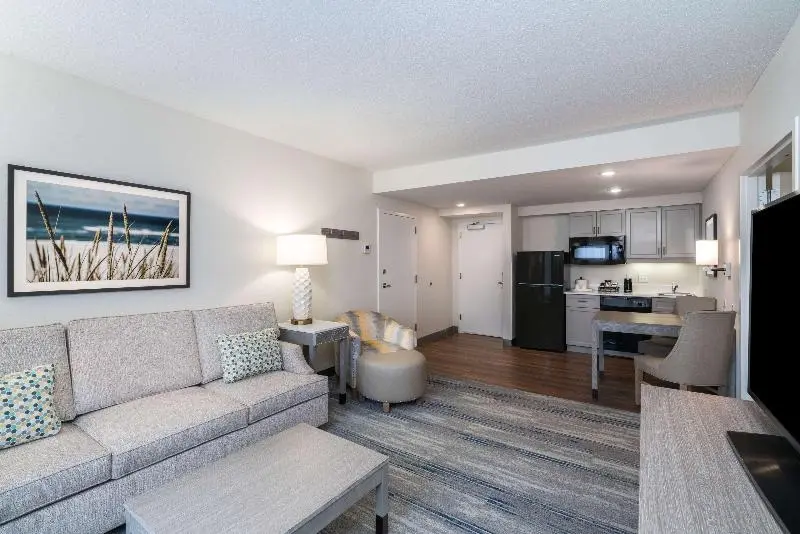 سوئیت با تخت بزرگ, Hampton Inn And Suites Amelia Island Historic Harbor Front