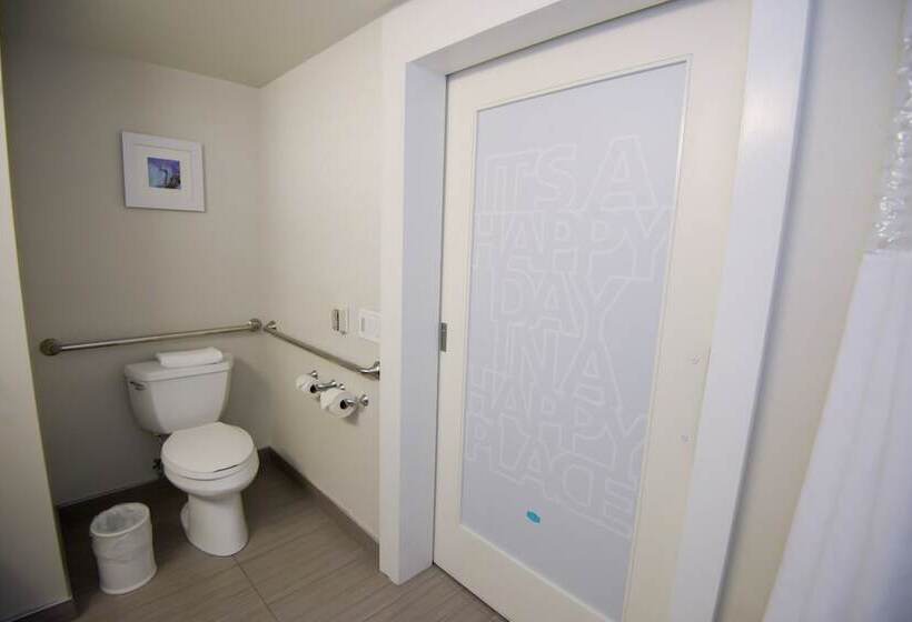 장애인을 위한 스탠다드 룸, Hampton Inn Lakeland