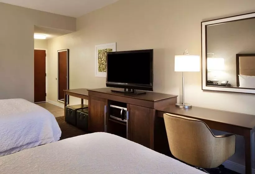 ２ダブルベッドのスタンダードルーム, Hampton Inn Lawrenceville