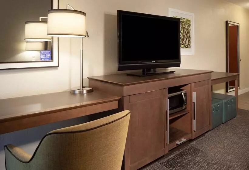 ２ダブルベッドのスタンダードルーム, Hampton Inn Lawrenceville